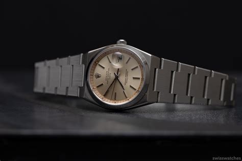 The Curious Tale Of The ROLEX 1530: An  